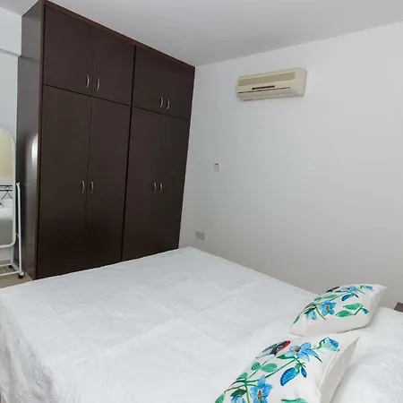 Avlida 1 Bedroom דירה *