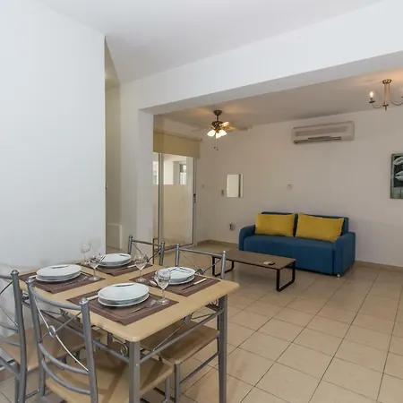 Avlida 1 Bedroom 公寓 帕拉利米尼